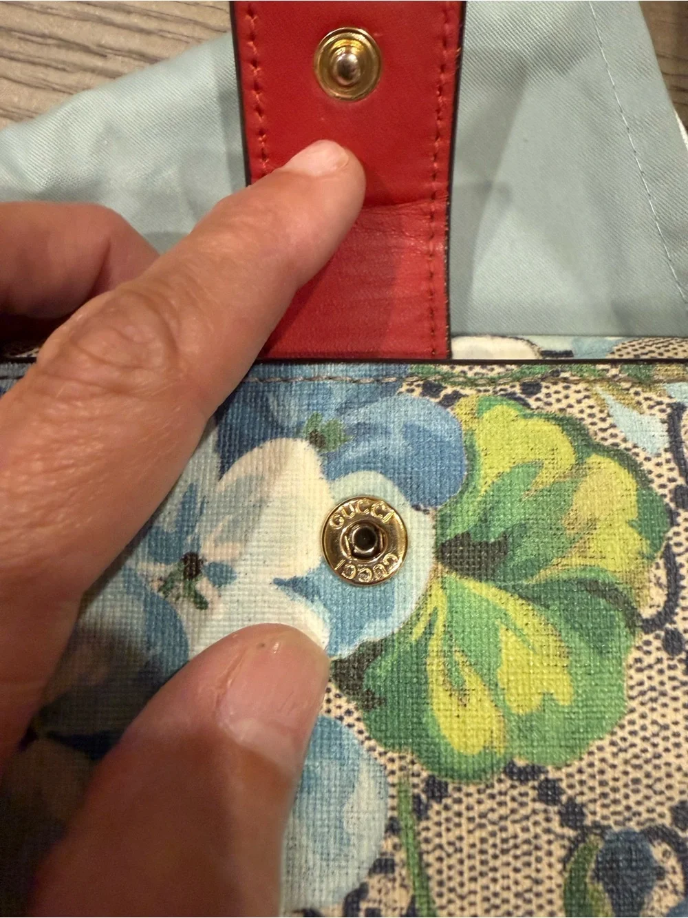 Authentic Gucci Floral GG Compact Wallet